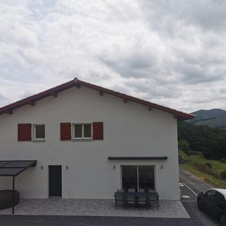 Maison Mitoyenne Au Coeur Du Pays Basque Saint-Esteben المظهر الخارجي الصورة